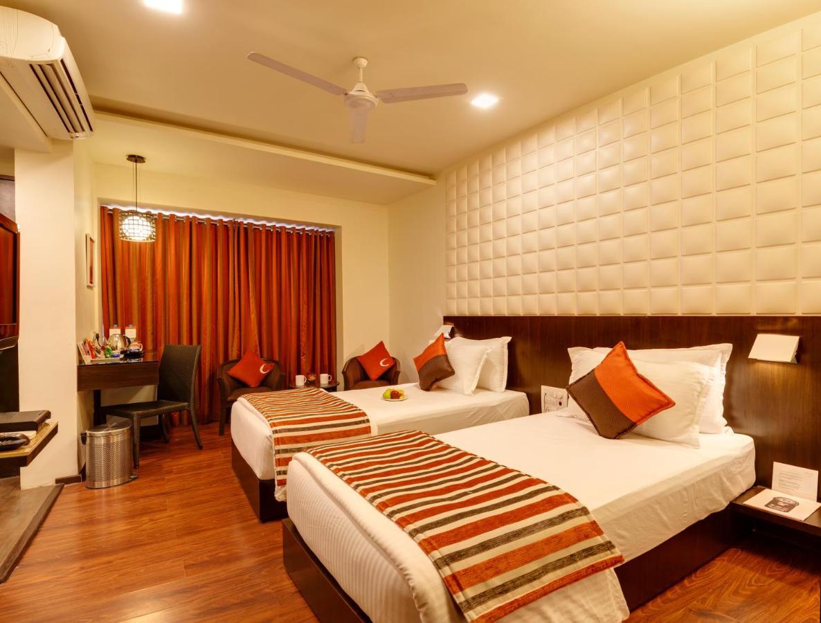 Regenta Place Raysons Kolhapur Exterior photo